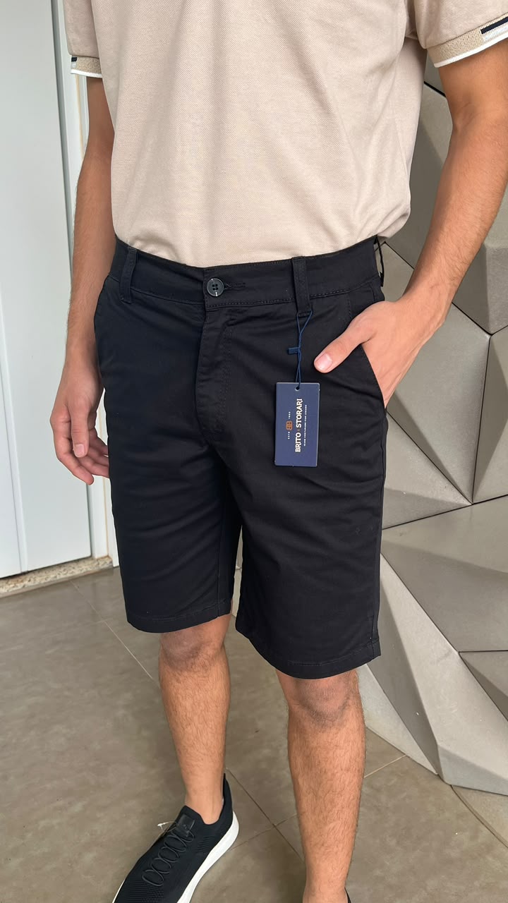 Bermuda Sport Fino Masculina Preta em Sarja com Elastano Brito Storari