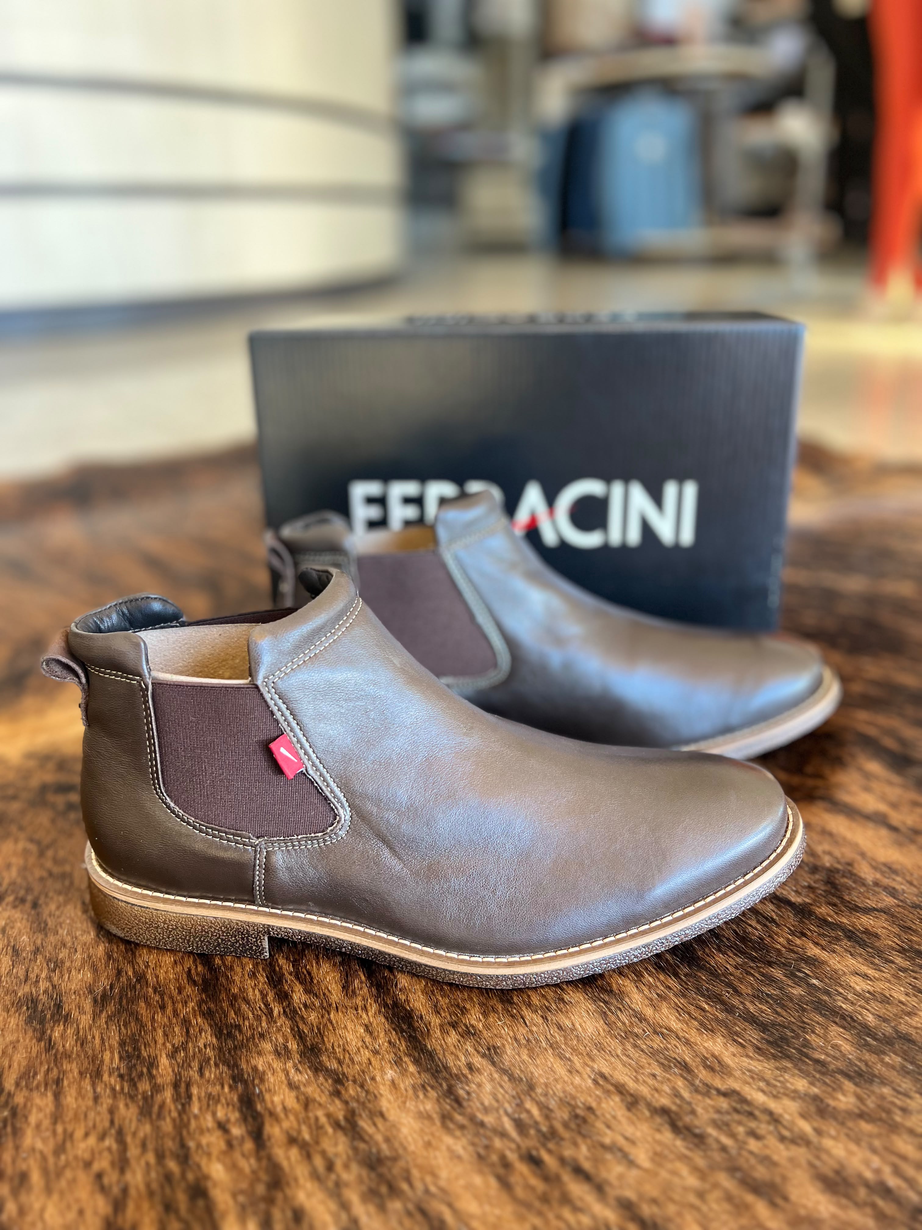 Botina Ferracini em Couro Chocolate